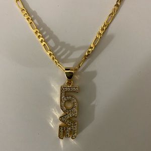 GOLD LOVE PENDANT